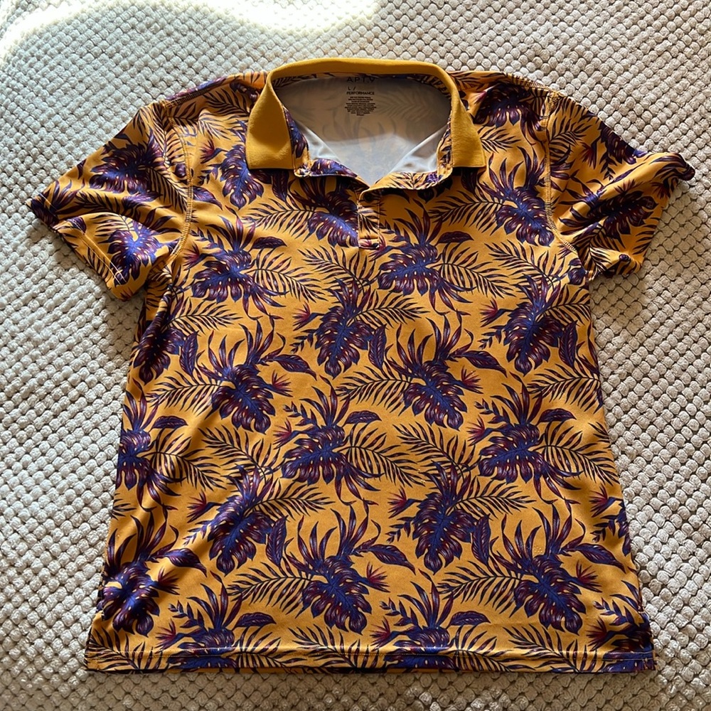Men’s casual shirt ￼